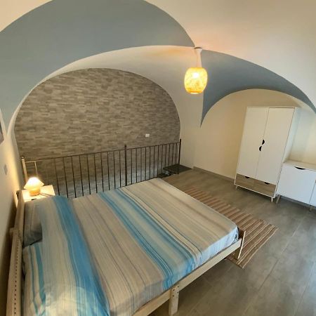 Nuovissimo Appartamento Indipendente Al Centro !! Catania Exterior foto