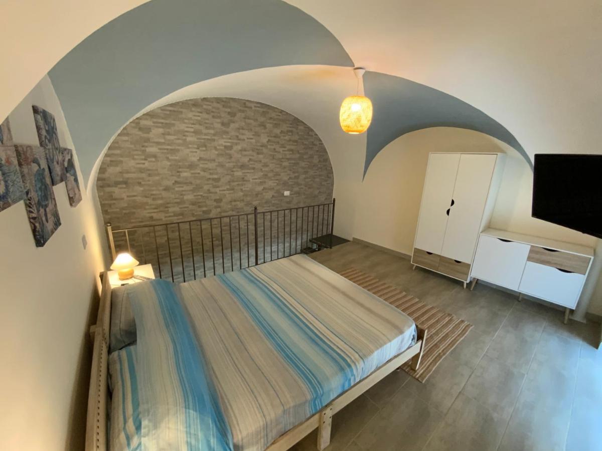 Nuovissimo Appartamento Indipendente Al Centro !! Catania Exterior foto